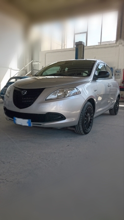 Lancia Ypsilon Riparazioni